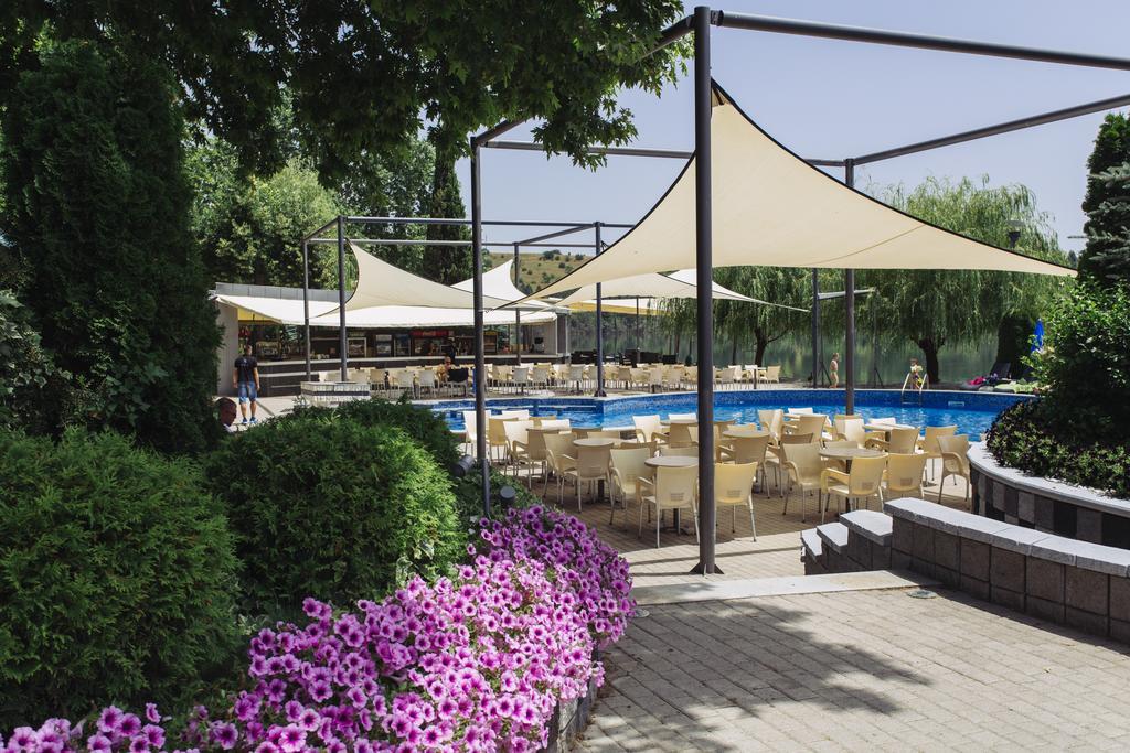 Romantique Veles Hotel Eksteriør bilde